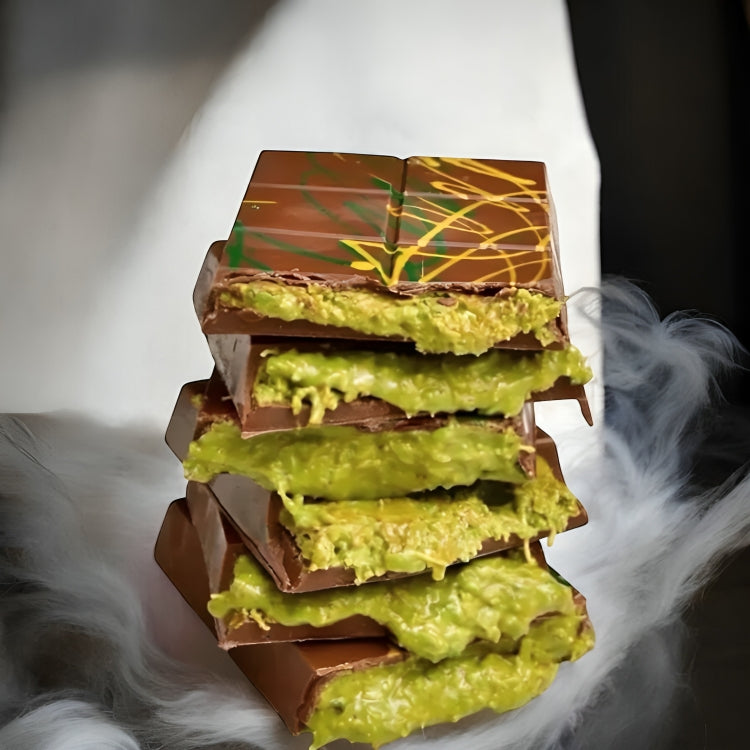 Kunafa Bliss - Pistachio Delight 180g 🍫✨